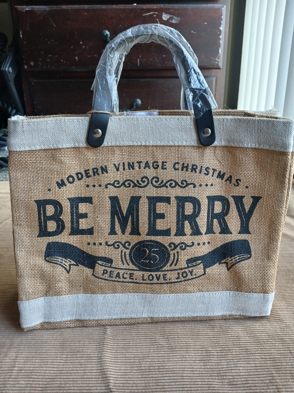 Santa Barbara Design Studio Be Merry Jute Christmas Tote Bag NWT